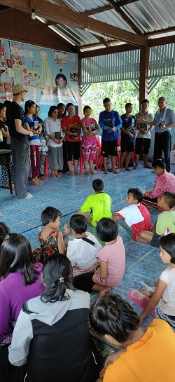 The team meeting with Karen People